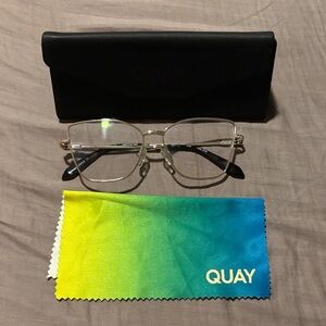 Quay Australia Gold Send It Cat Eye Shape Glasses with box